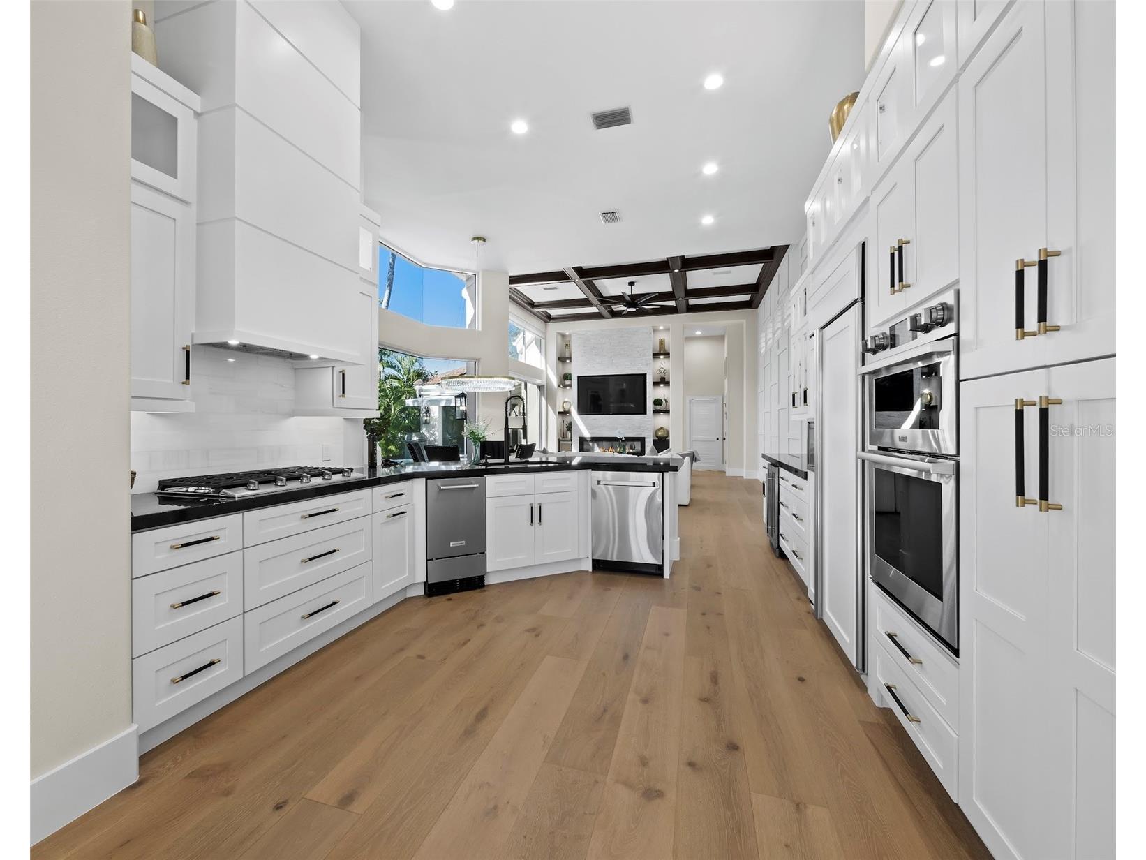 3533 Fair Oaks Lane Longboat Key FL 34228 A4678167 image17