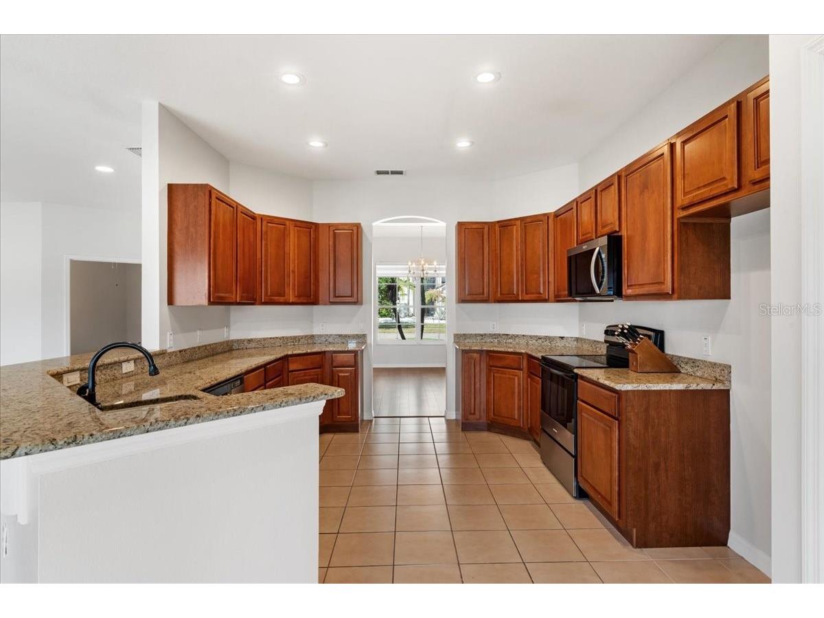 3533 Somerset Circle Kissimmee FL 34746 - LAKE TOHO O6389228 image15