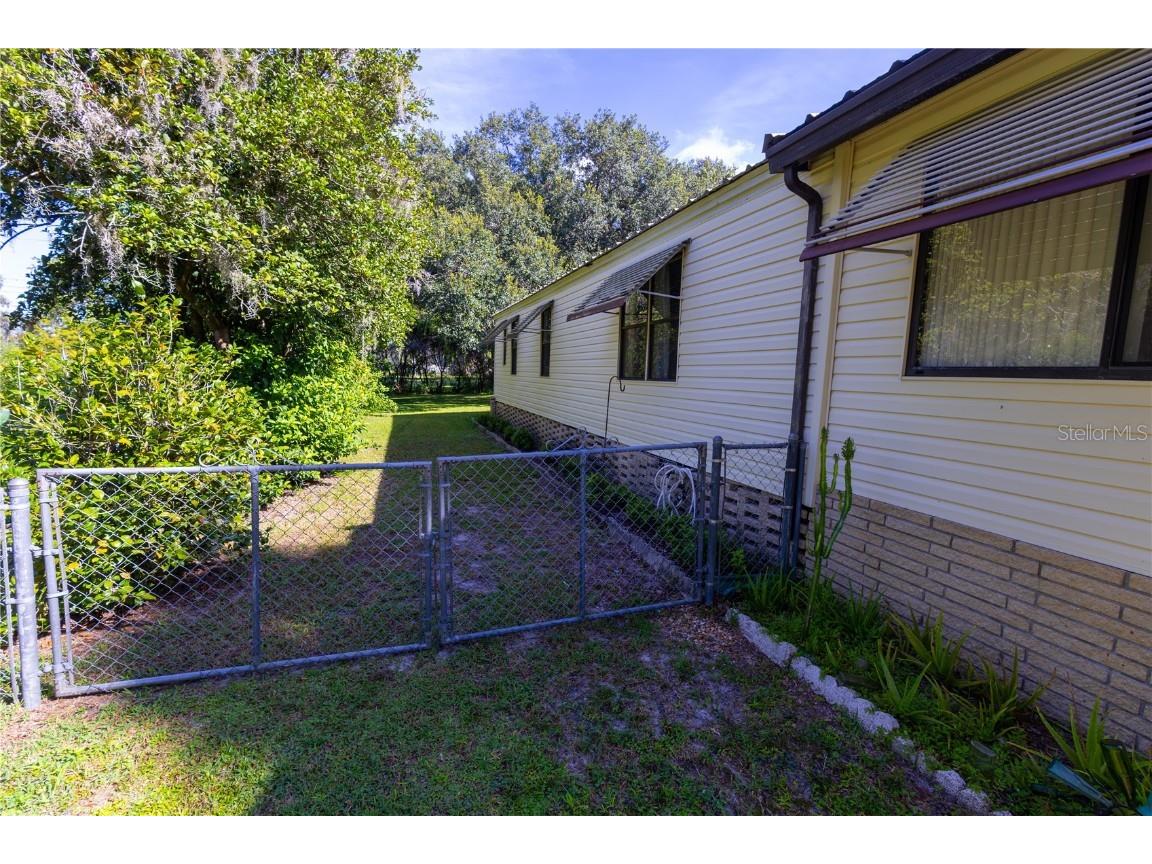 3533 Sutton Hills Drive N Lakeland FL 33810 L4956173 image21