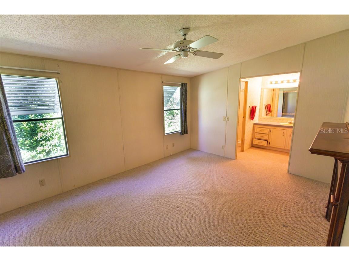 3533 Sutton Hills Drive N Lakeland FL 33810 L4956173 image9