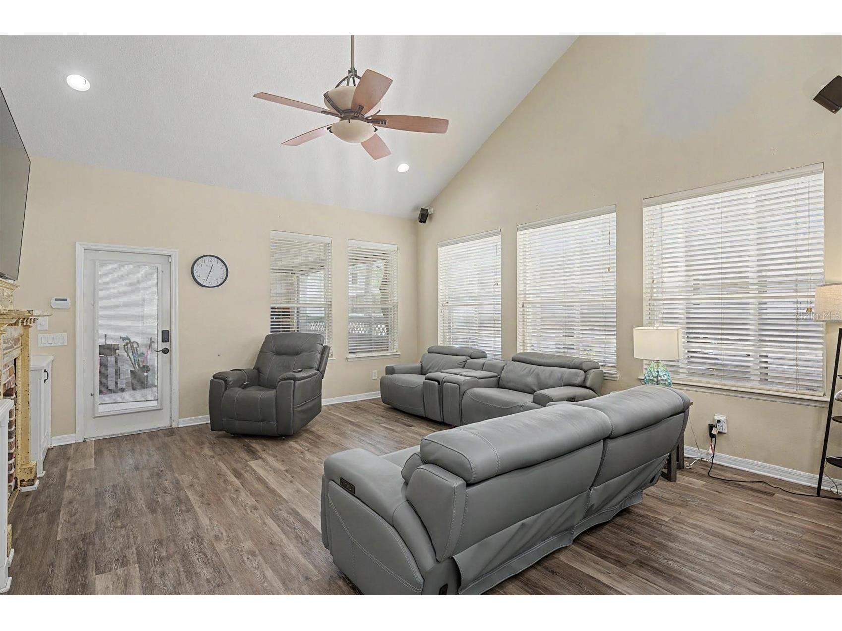 3534 Diaz Street New Port Richey FL 34655 W7886142 image10