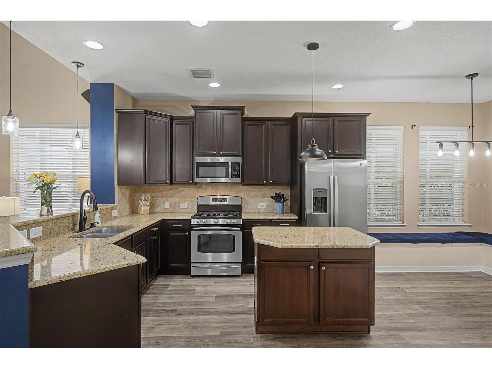 3534 Diaz Street New Port Richey FL 34655 W7886142 image4