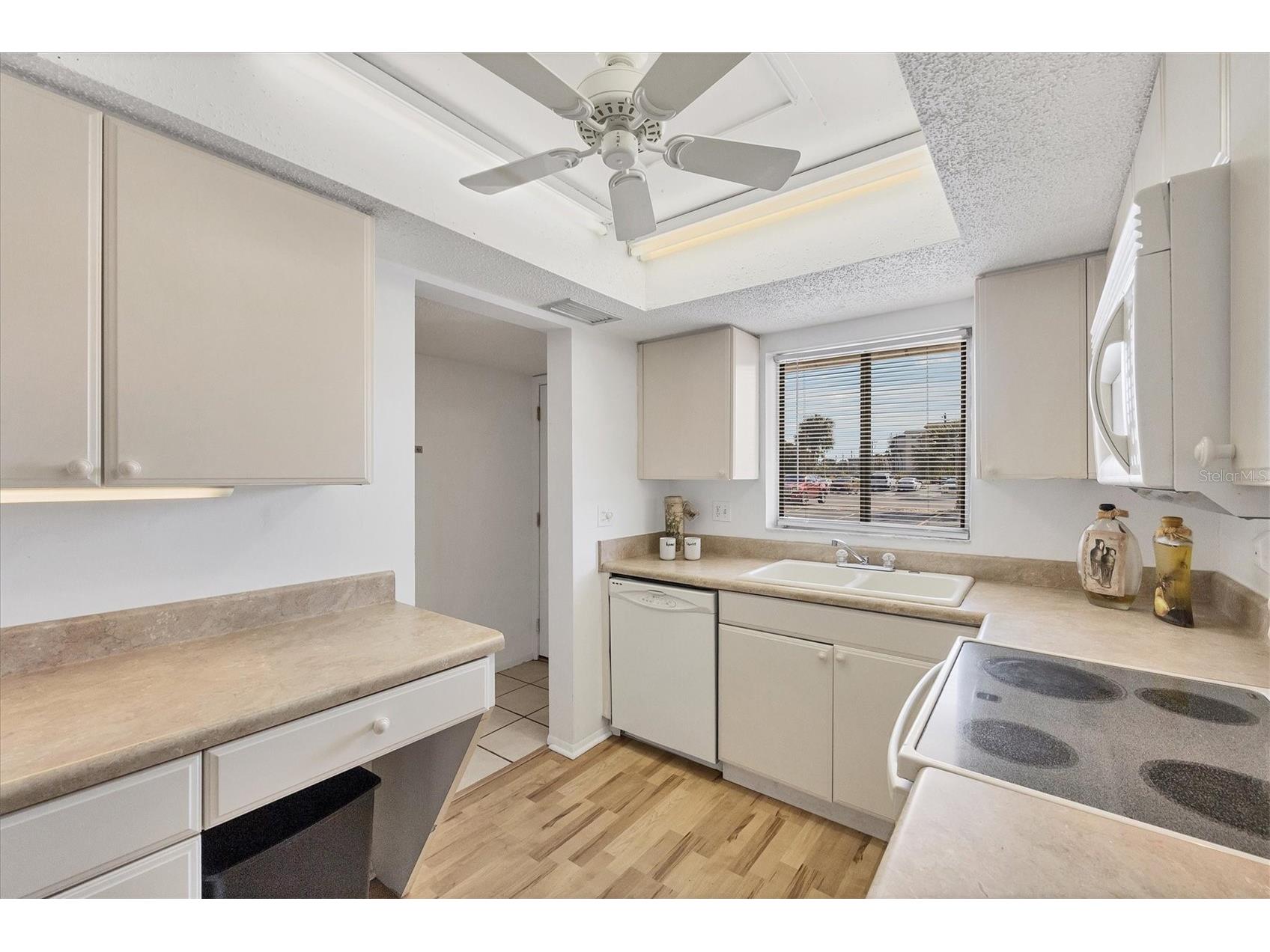 3534 Lake Bayshore Drive #K118 Bradenton FL 34205 A4679503 image14