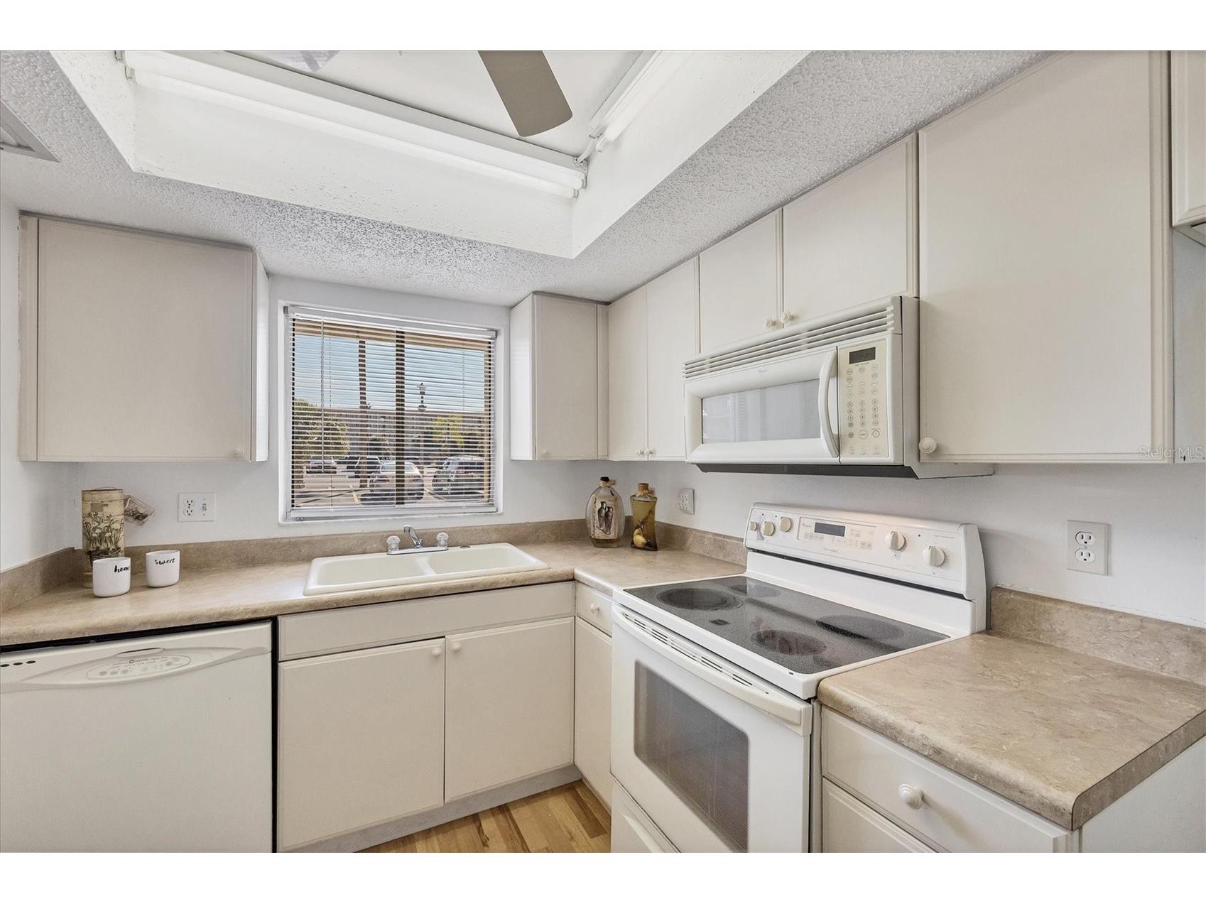 3534 Lake Bayshore Drive #K118 Bradenton FL 34205 A4679503 image15