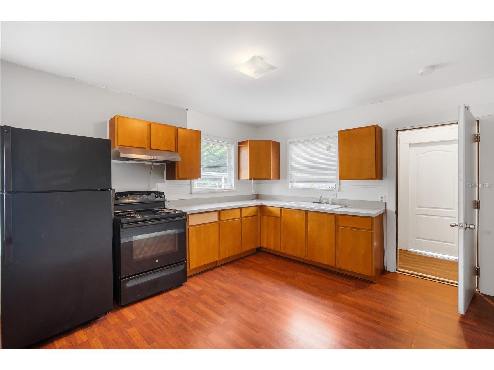 3535 14th Avenue S Saint Petersburg FL 33711 TB8492427 image17