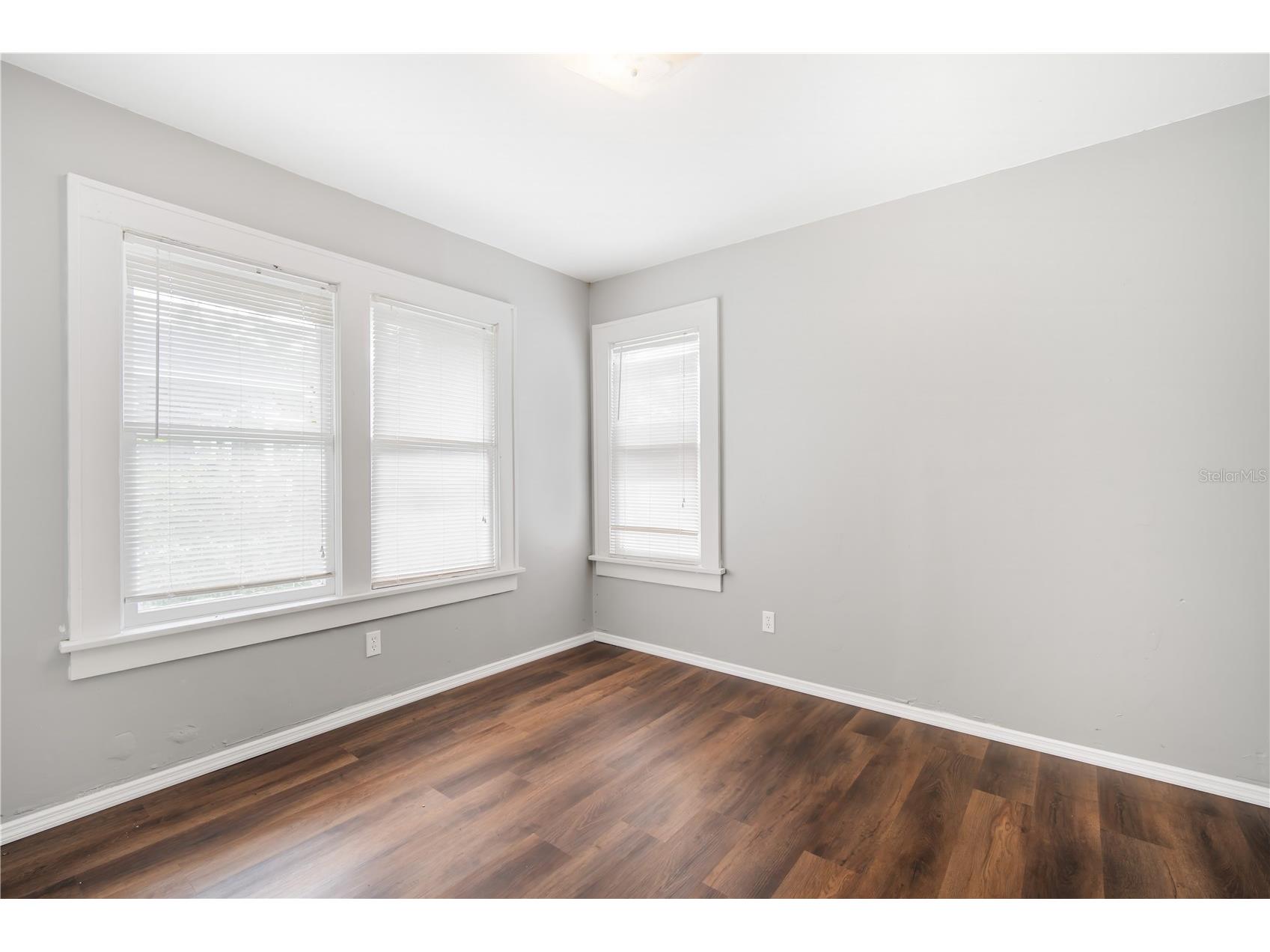 3535 14th Avenue S Saint Petersburg FL 33711 TB8492427 image8