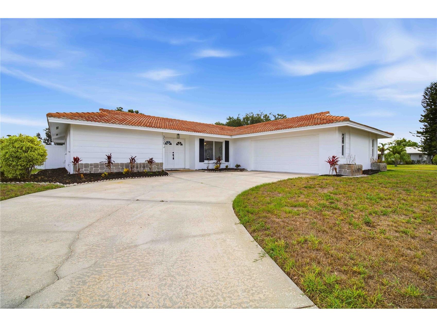 3535 Village Green Drive Sarasota FL 34239 A4694600 image1