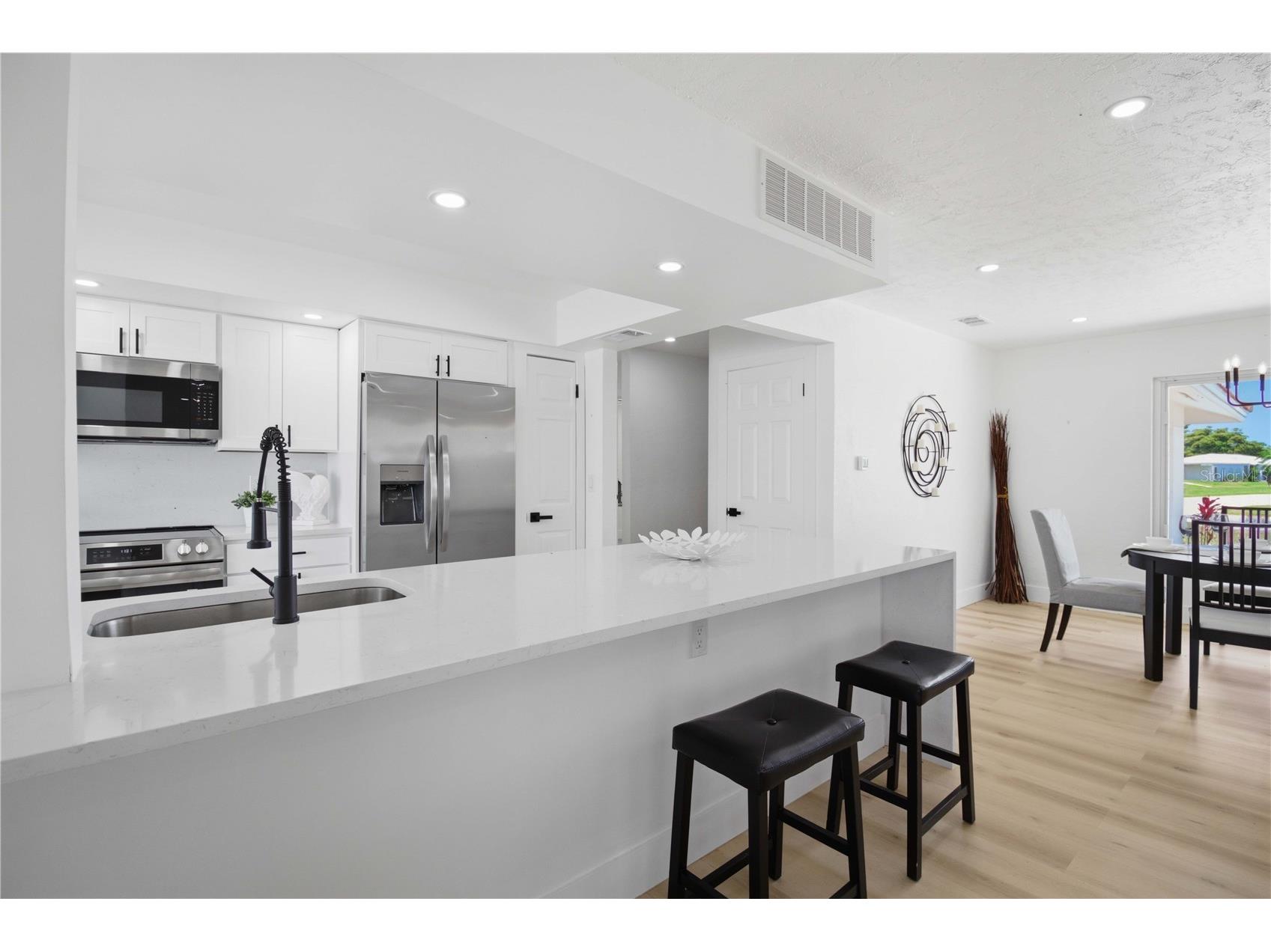 3535 Village Green Drive Sarasota FL 34239 A4694600 image11