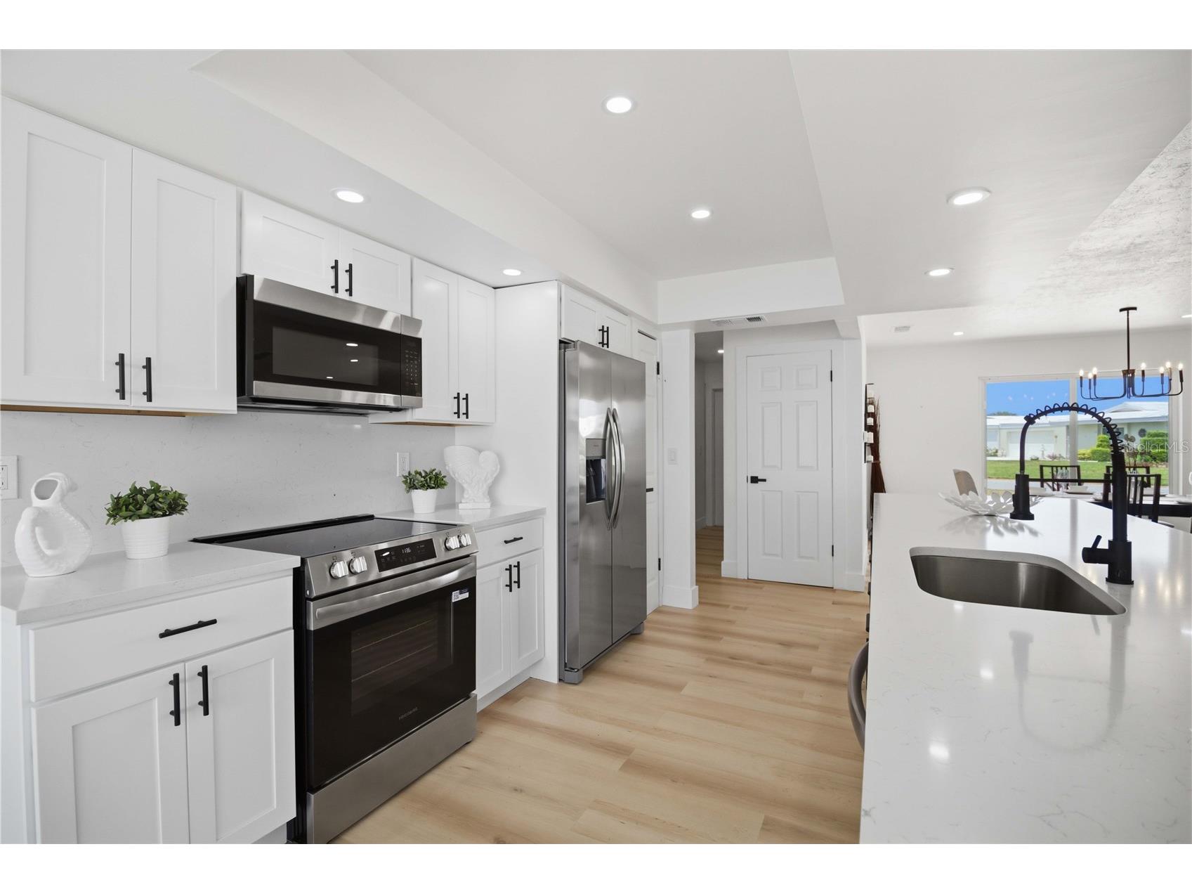 3535 Village Green Drive Sarasota FL 34239 A4694600 image21