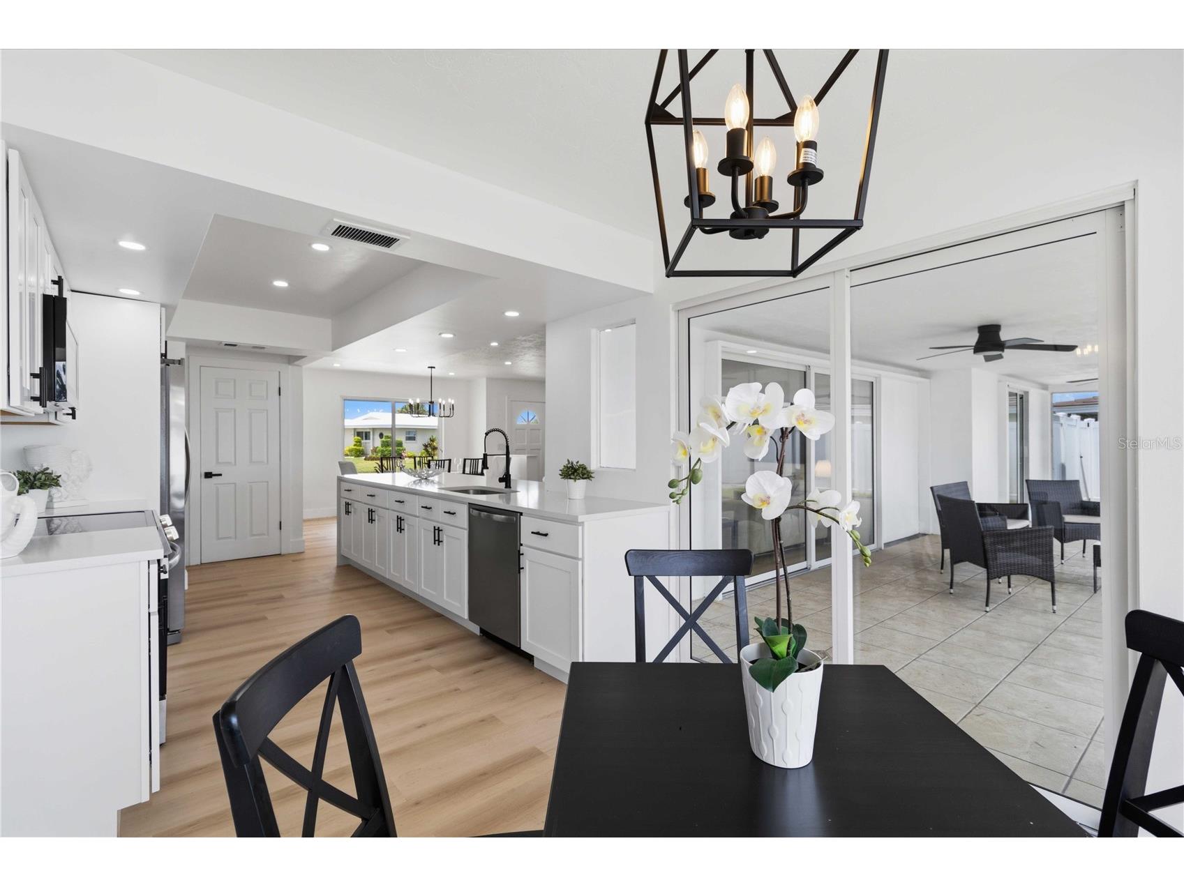 3535 Village Green Drive Sarasota FL 34239 A4694600 image25
