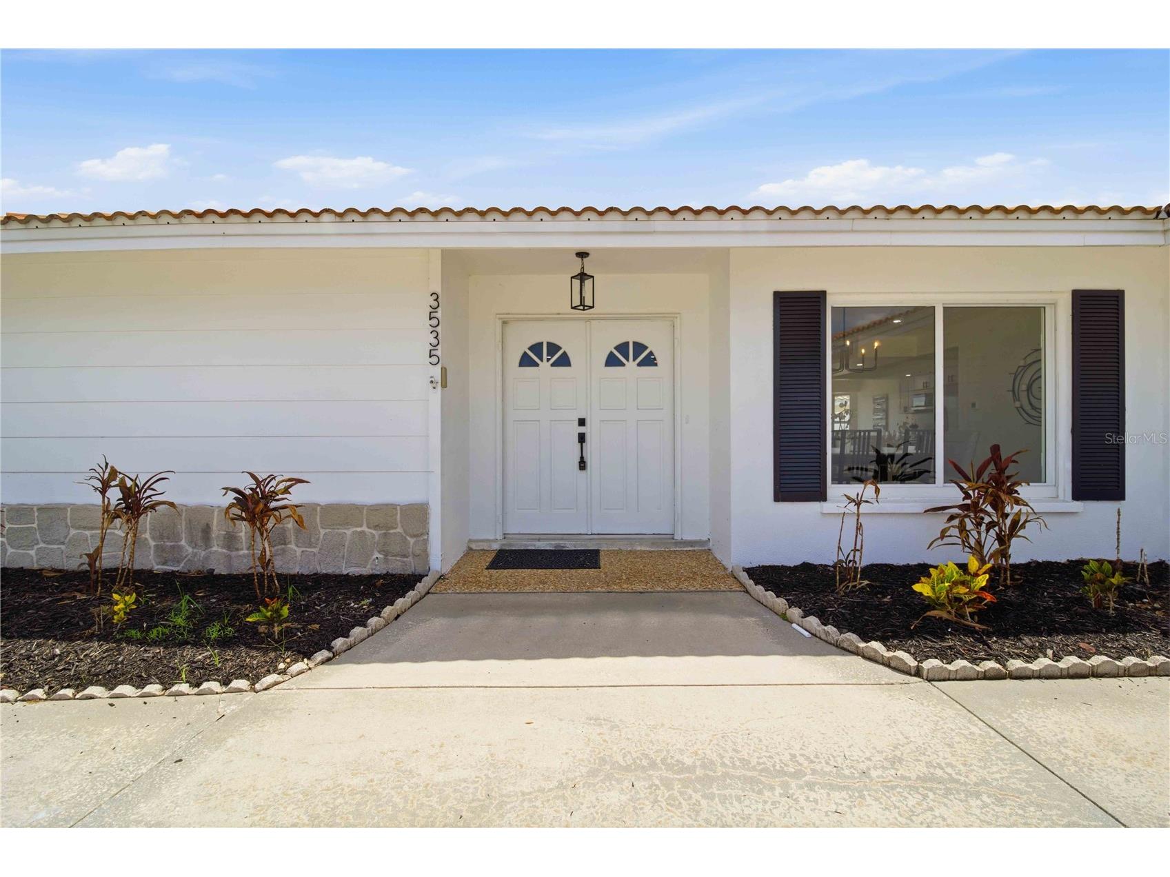 3535 Village Green Drive Sarasota FL 34239 A4694600 image3