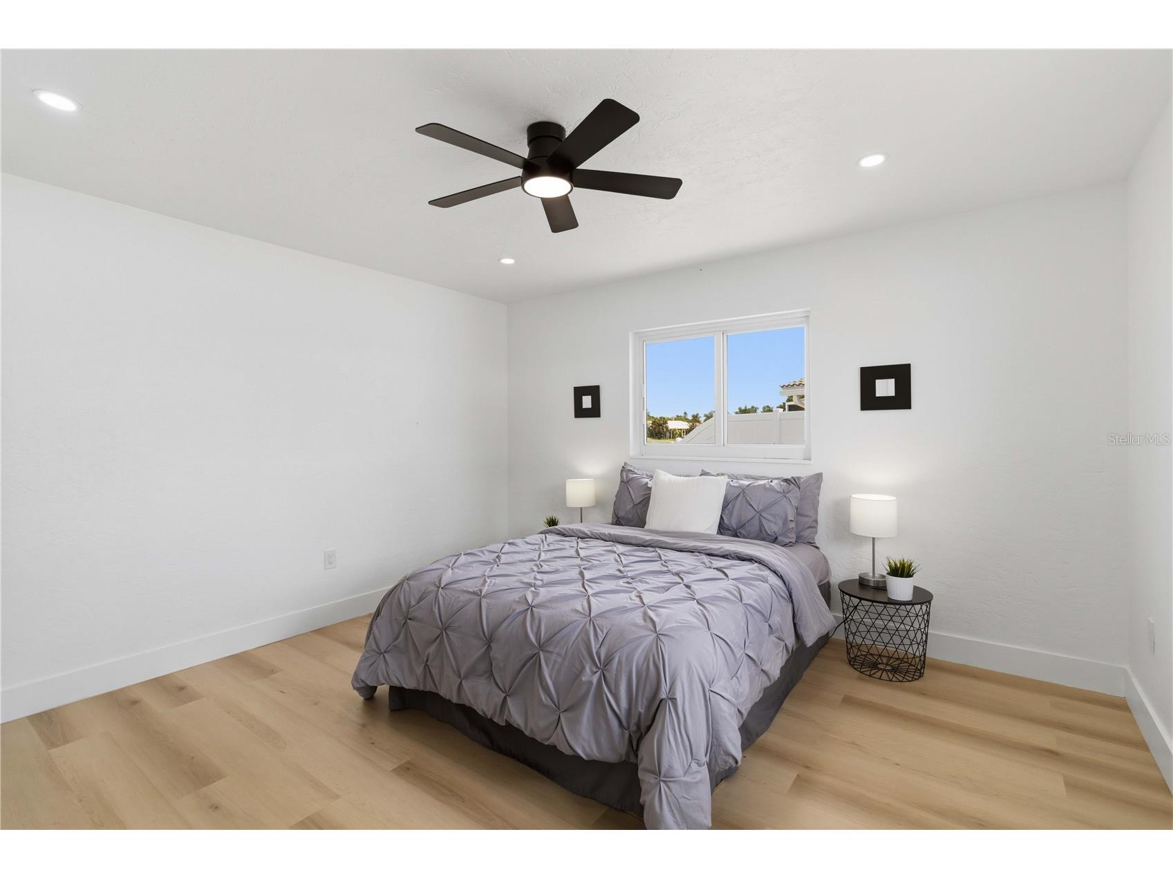 3535 Village Green Drive Sarasota FL 34239 A4694600 image32