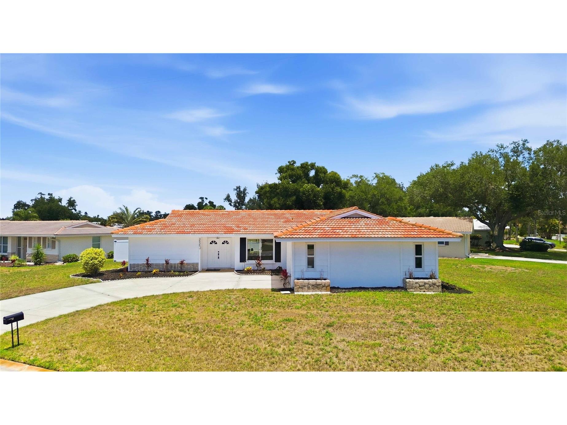 3535 Village Green Drive Sarasota FL 34239 A4694600 image46