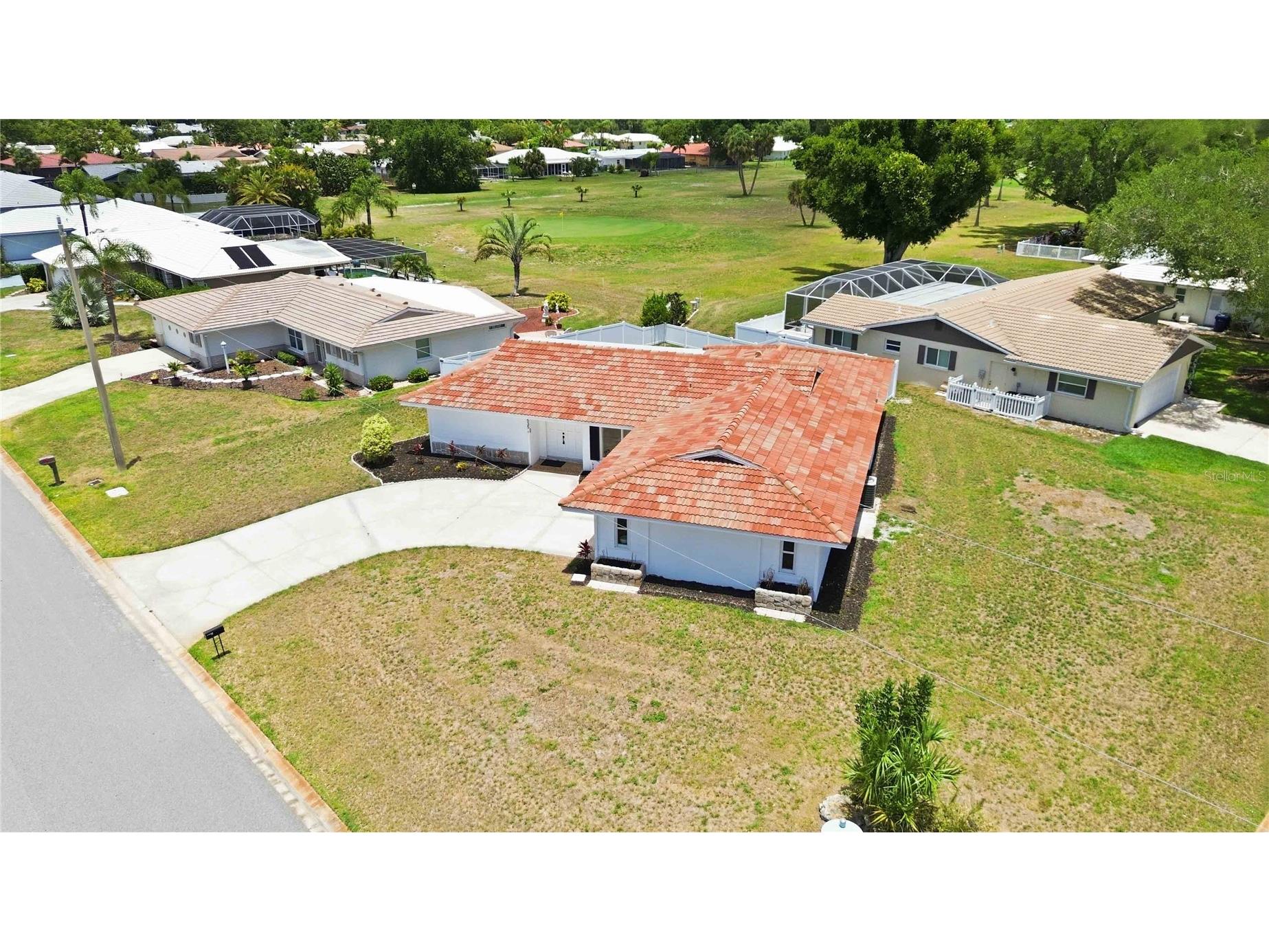 3535 Village Green Drive Sarasota FL 34239 A4694600 image47
