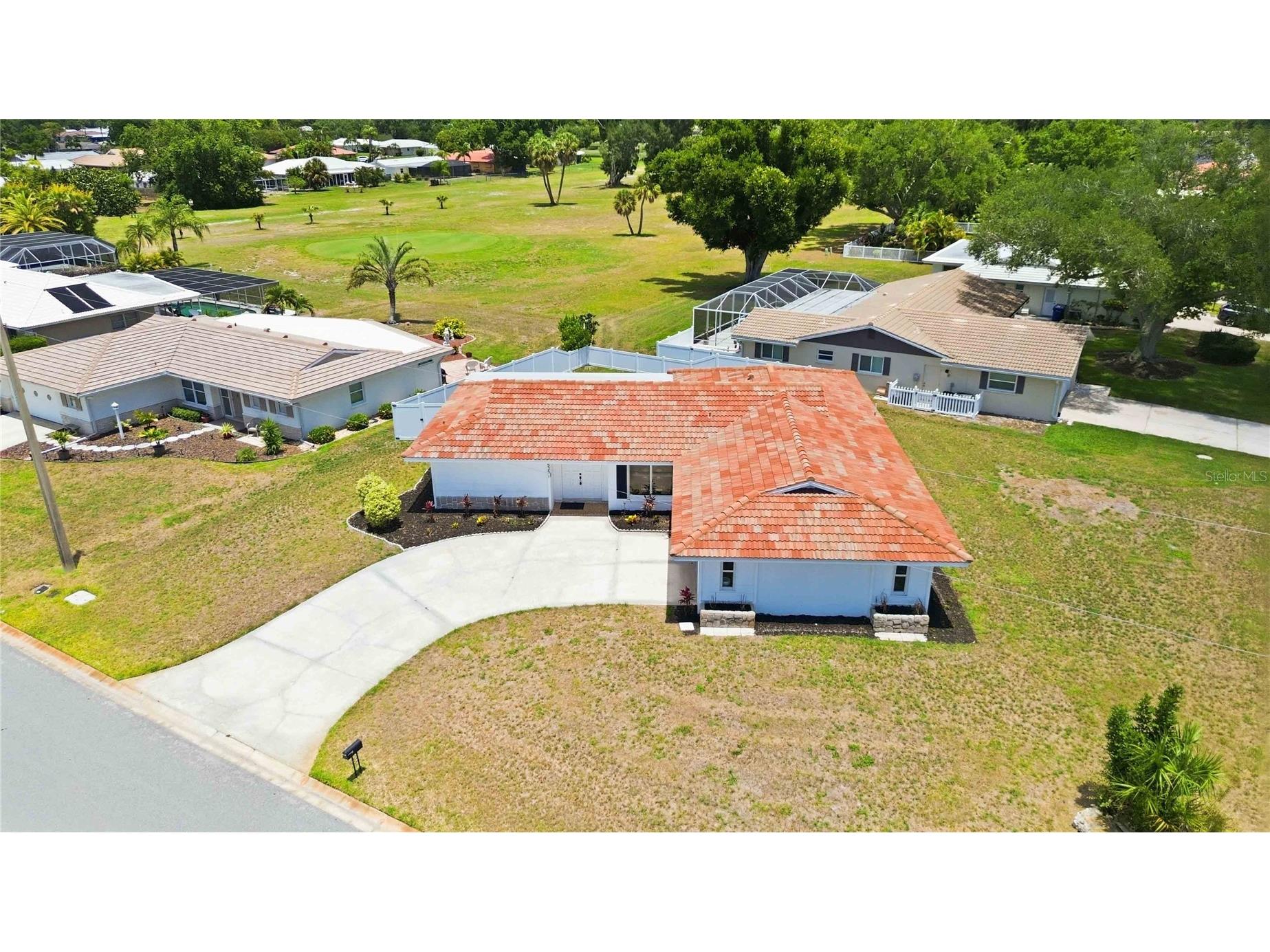 3535 Village Green Drive Sarasota FL 34239 A4694600 image48