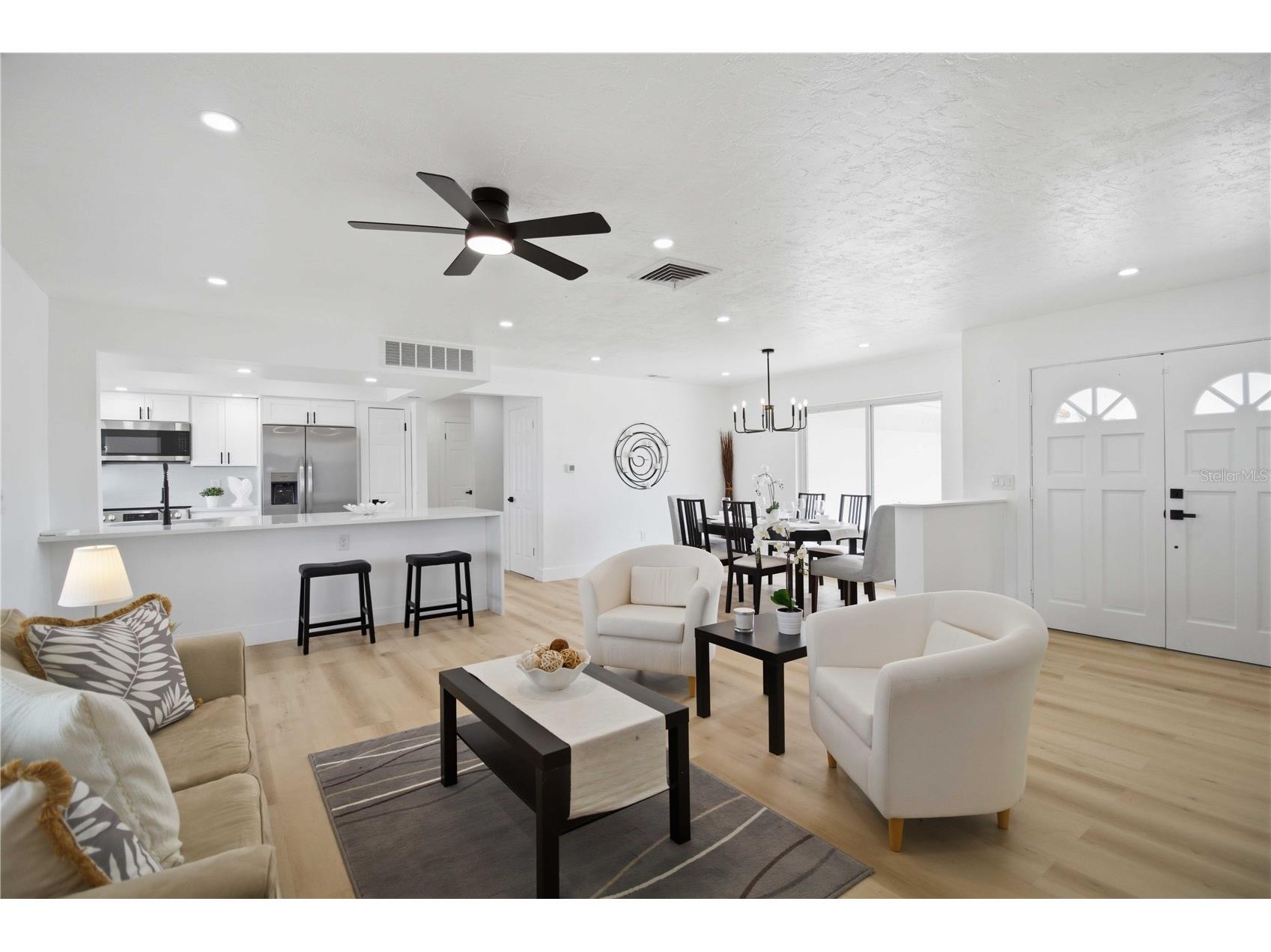 3535 Village Green Drive Sarasota FL 34239 A4694600 image7