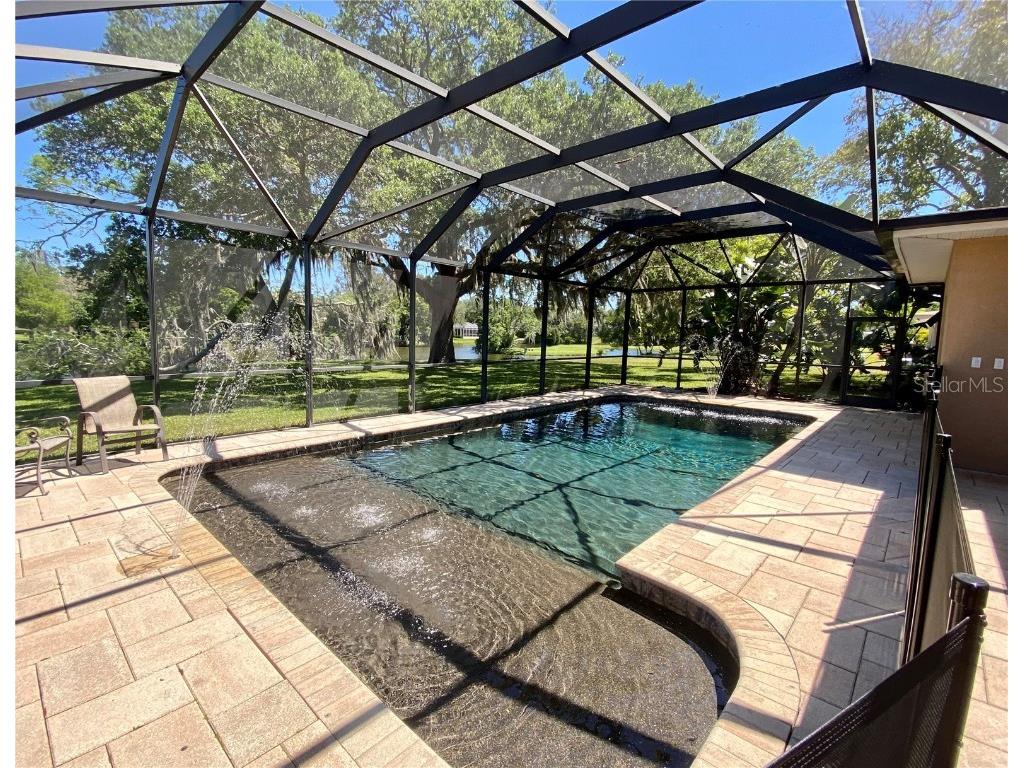 3535 W Forest Lake Drive Sarasota FL 34232 A4595528 image1