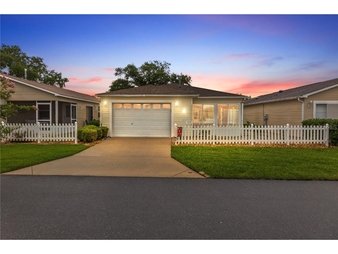 3537 Amelia Avenue The Villages FL 32162 G5082465 image1