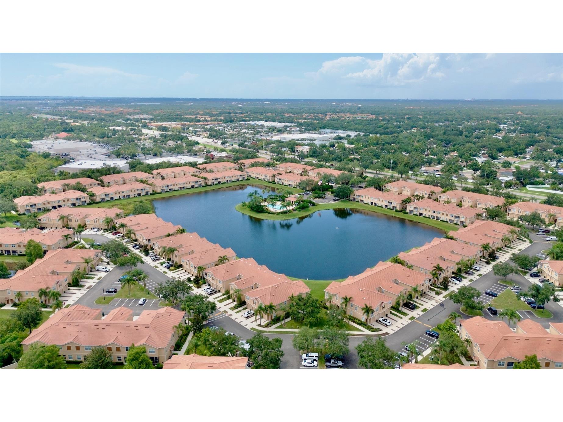 3537 Parkridge Circle #15-106 Sarasota FL 34243 A4671680 image25