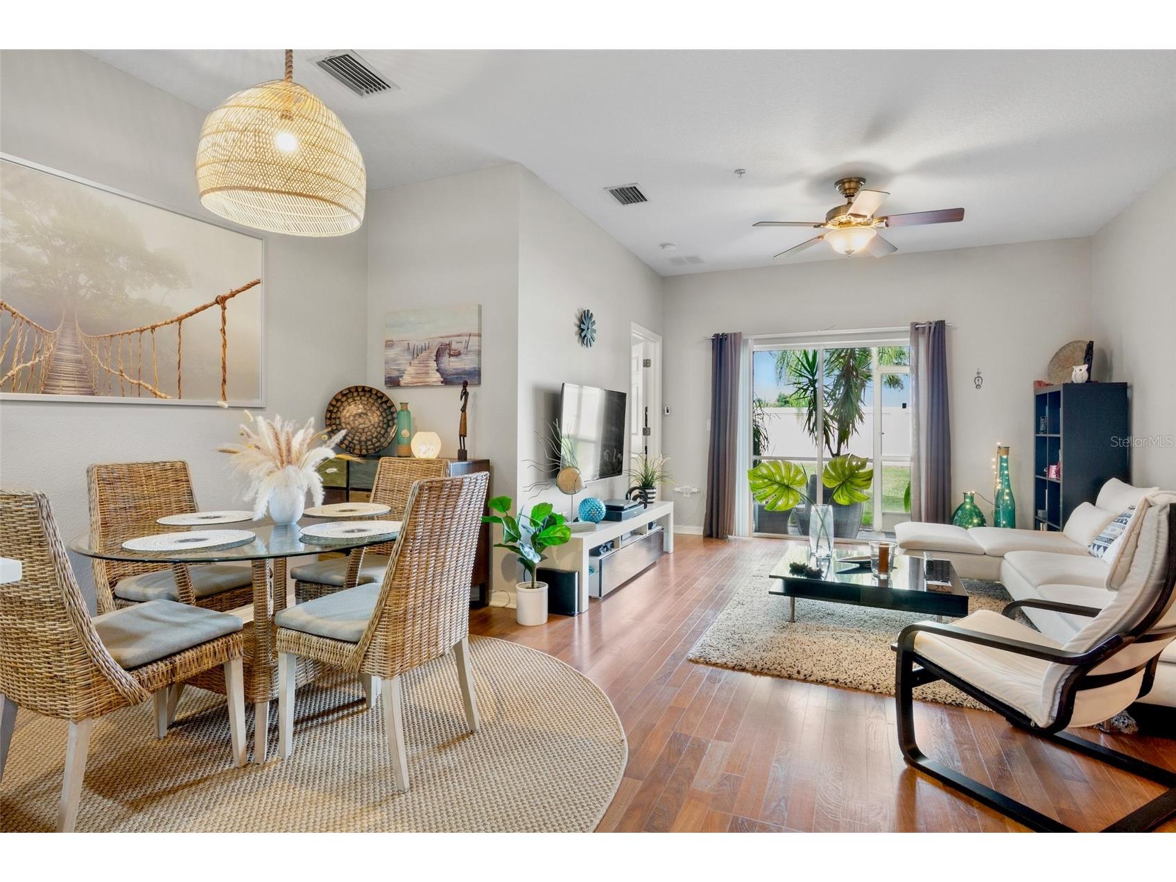 3537 Parkridge Circle #15-106 Sarasota FL 34243 A4671680 image4