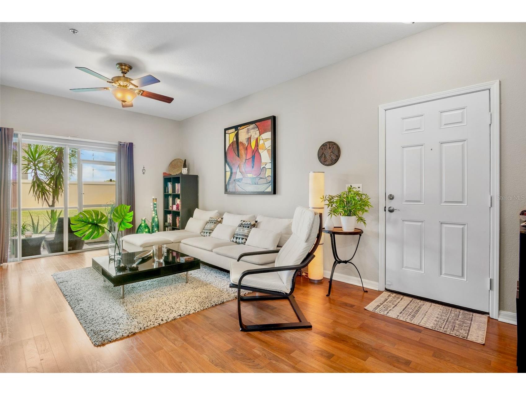 3537 Parkridge Circle #15-106 Sarasota FL 34243 A4671680 image5