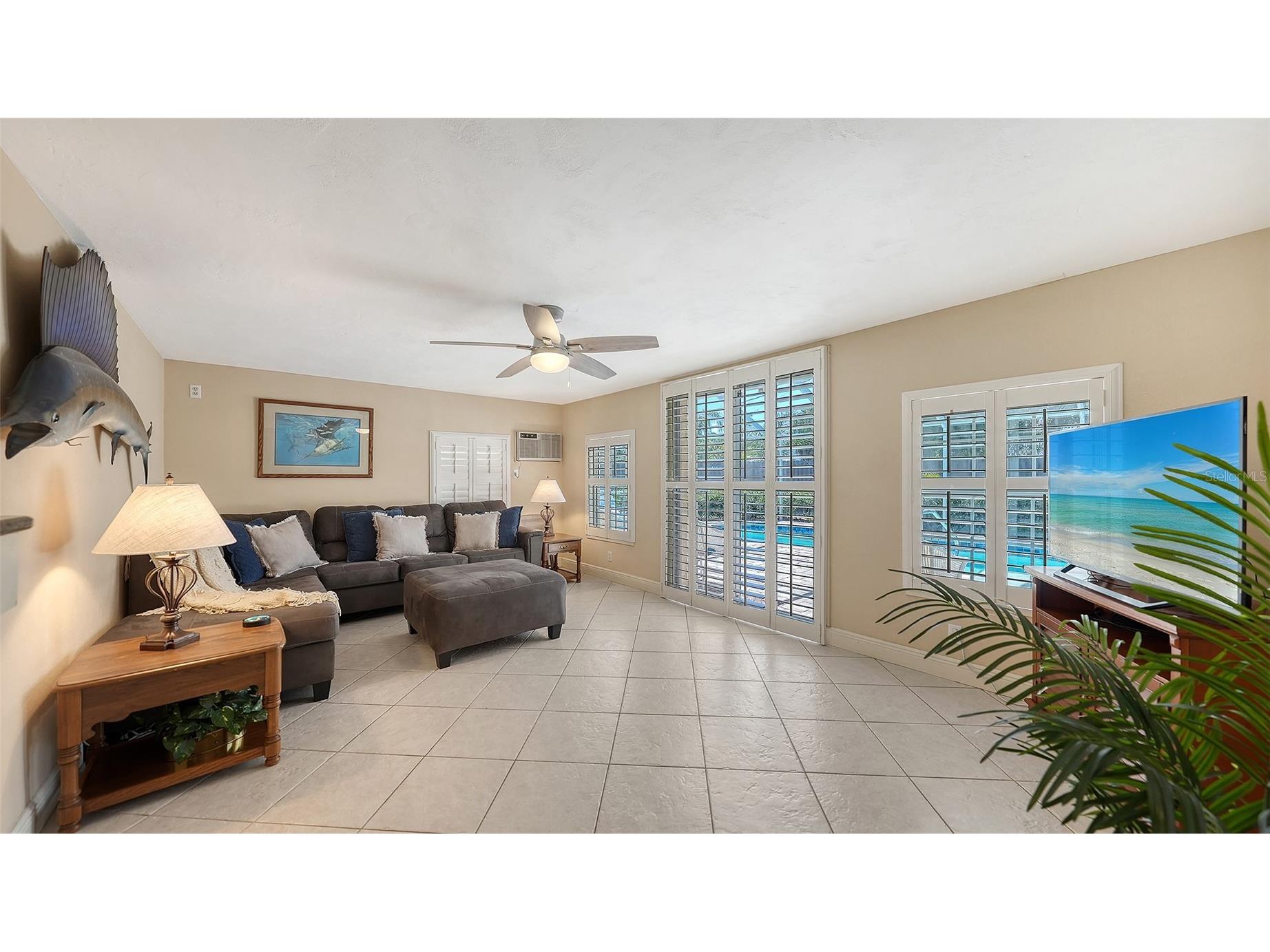 3537 S School Avenue Sarasota FL 34239 A4691686 image40