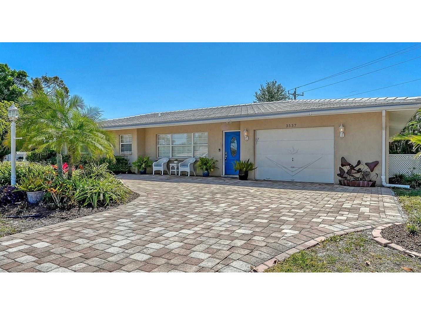 3537 S School Avenue Sarasota FL 34239 A4691686 image5
