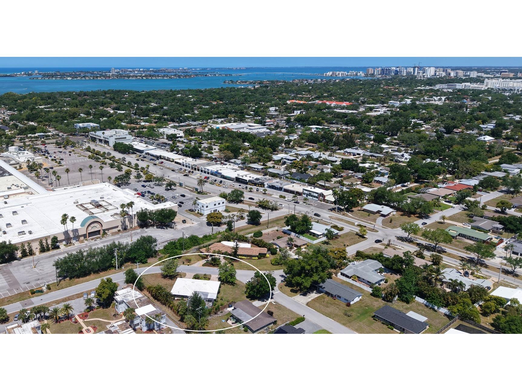 3537 S School Avenue Sarasota FL 34239 A4691686 image64