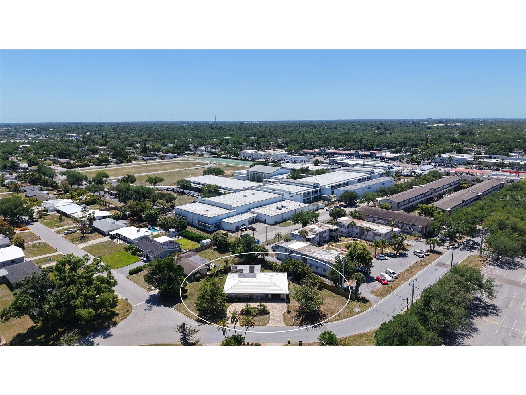 3537 S School Avenue Sarasota FL 34239 A4691686 image66