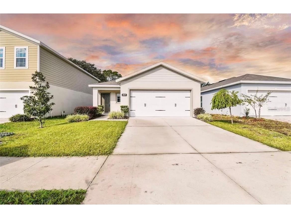 3537 Zephyr Preserve Place Zephyrhills FL 33541 T3537878 image1