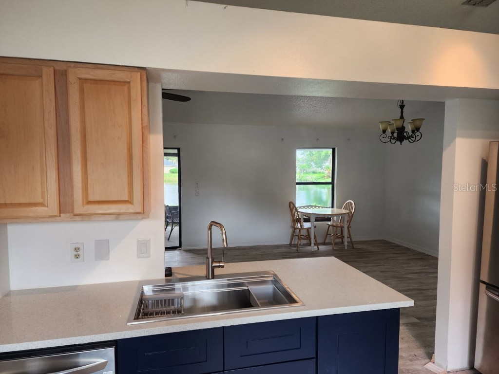 3538 65th Avenue Circle E Sarasota FL 34243 TB8391530 image8