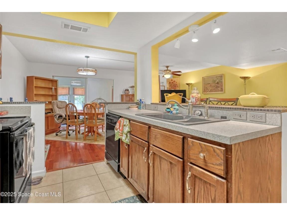 3538 Dairy Road #4 Titusville FL 32796 O6328856 image16