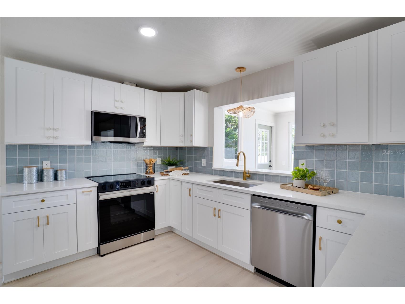 3538 Shady Bluff Drive Largo FL 33770 TB8516491 image16