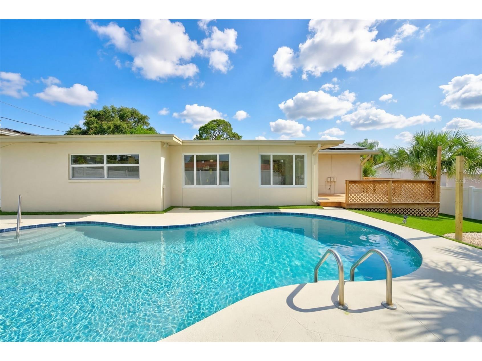 3538 Shady Bluff Drive Largo FL 33770 TB8523229 image57