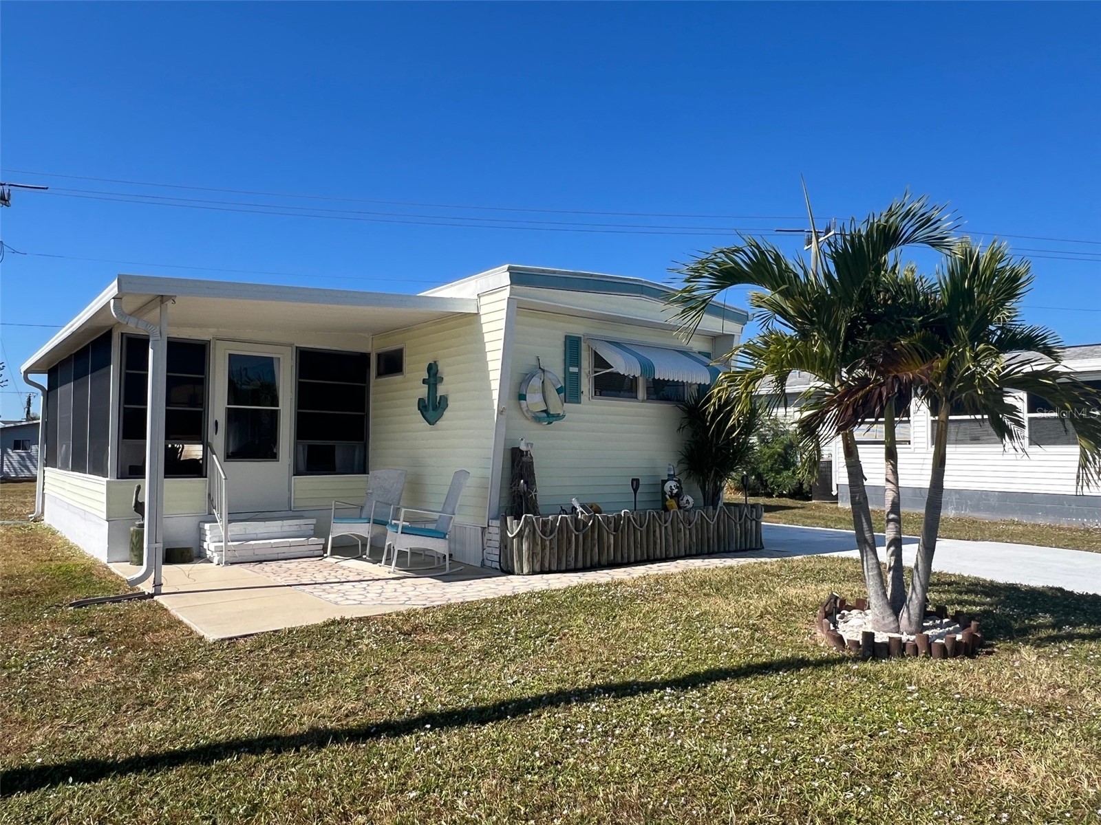 354 Blackburn Boulevard North Port FL 34287 A4672356 image1