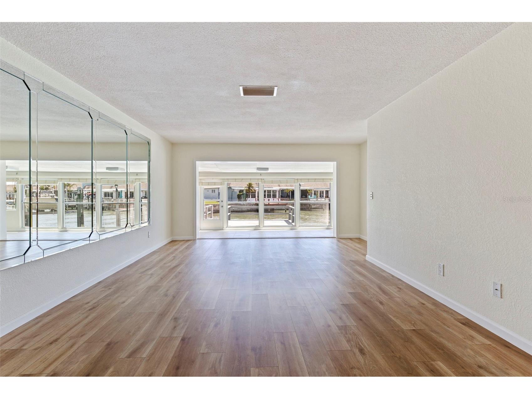 354 Boca Ciega Point Boulevard Saint Petersburg FL 33708 TB8494470 image12