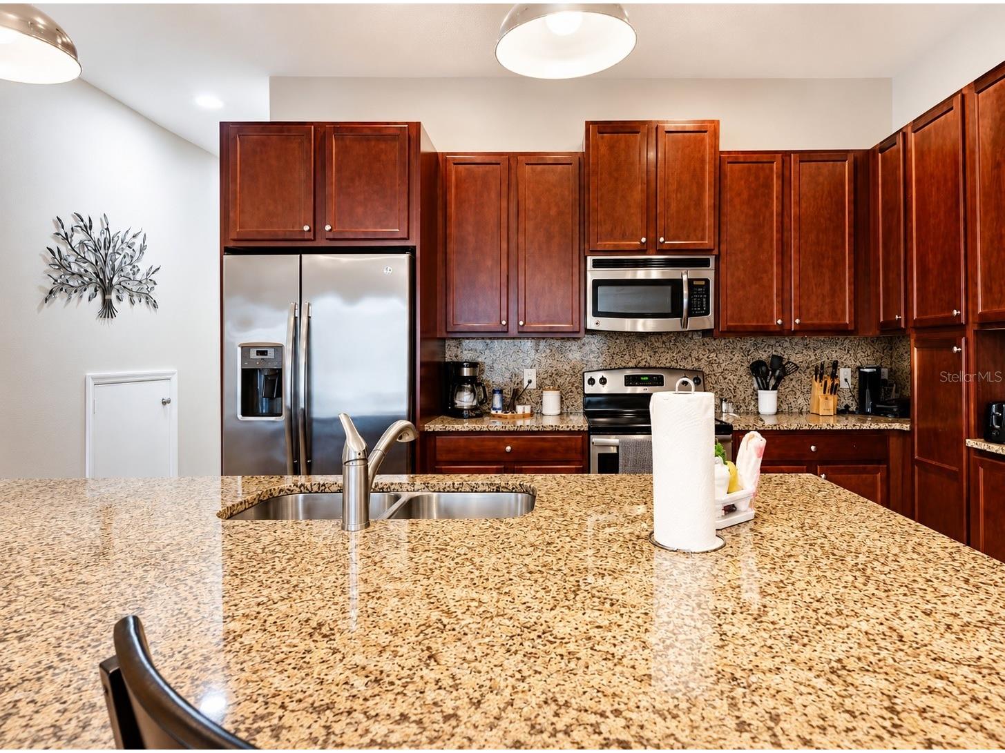 354 Captiva Drive Davenport FL 33896 O6409312 image4
