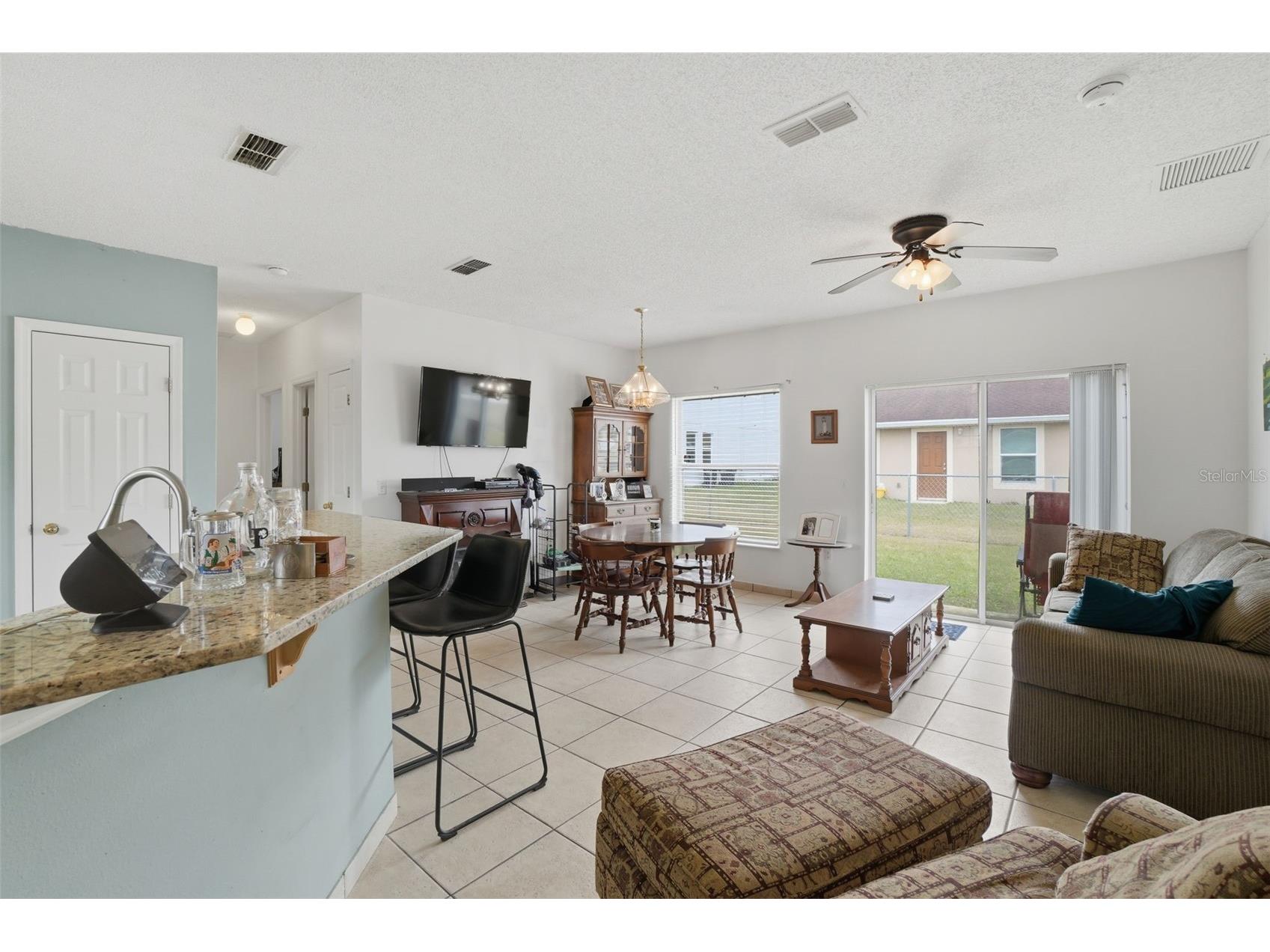 354 Dundee Drive Kissimmee FL 34759 O6385356 image3