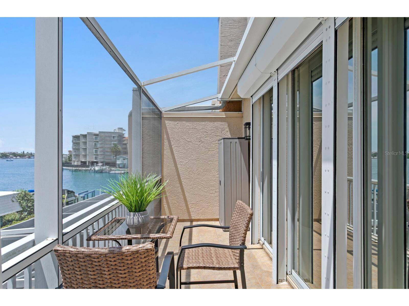 354 Larboard Way Clearwater Beach FL 33767 - MANDALAY CHANNEL TB8503358 image37