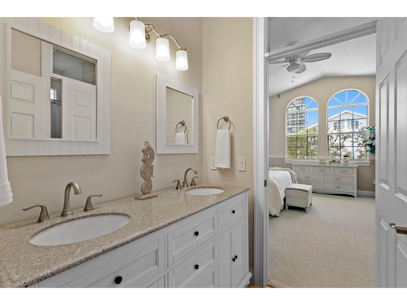 354 Larboard Way Clearwater Beach FL 33767 - MANDALAY CHANNEL TB8503358 image44