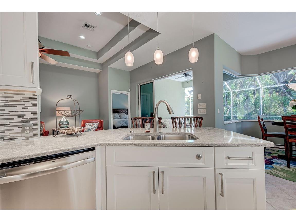 354 Melrose Court Venice FL 34292 A4526296 image12