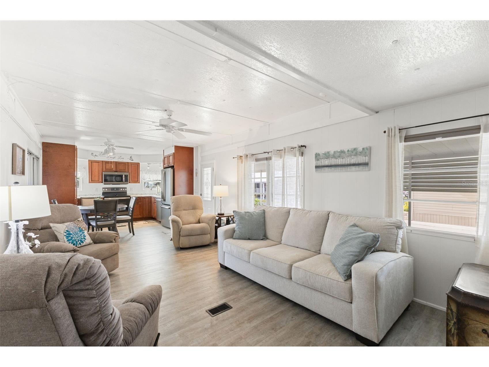 354 Quiet Way Palmetto FL 34221 A4678665 image11