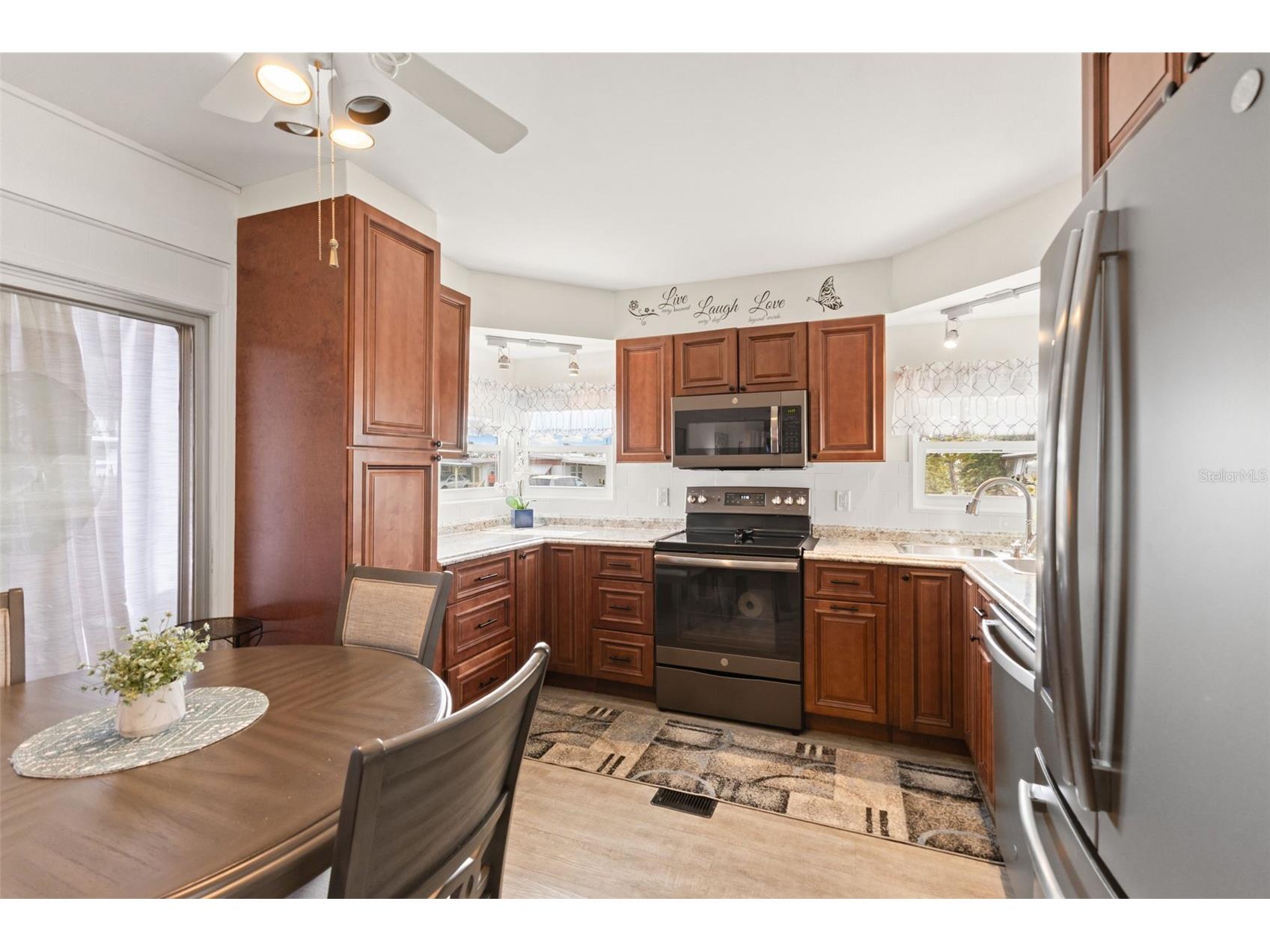 354 Quiet Way Palmetto FL 34221 A4678665 image13