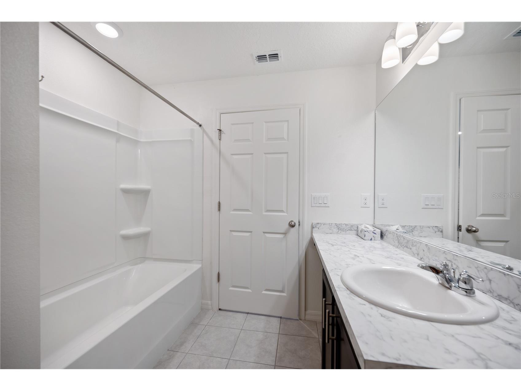 3540 74th Avenue Circle E Sarasota FL 34243 A4695900 image26