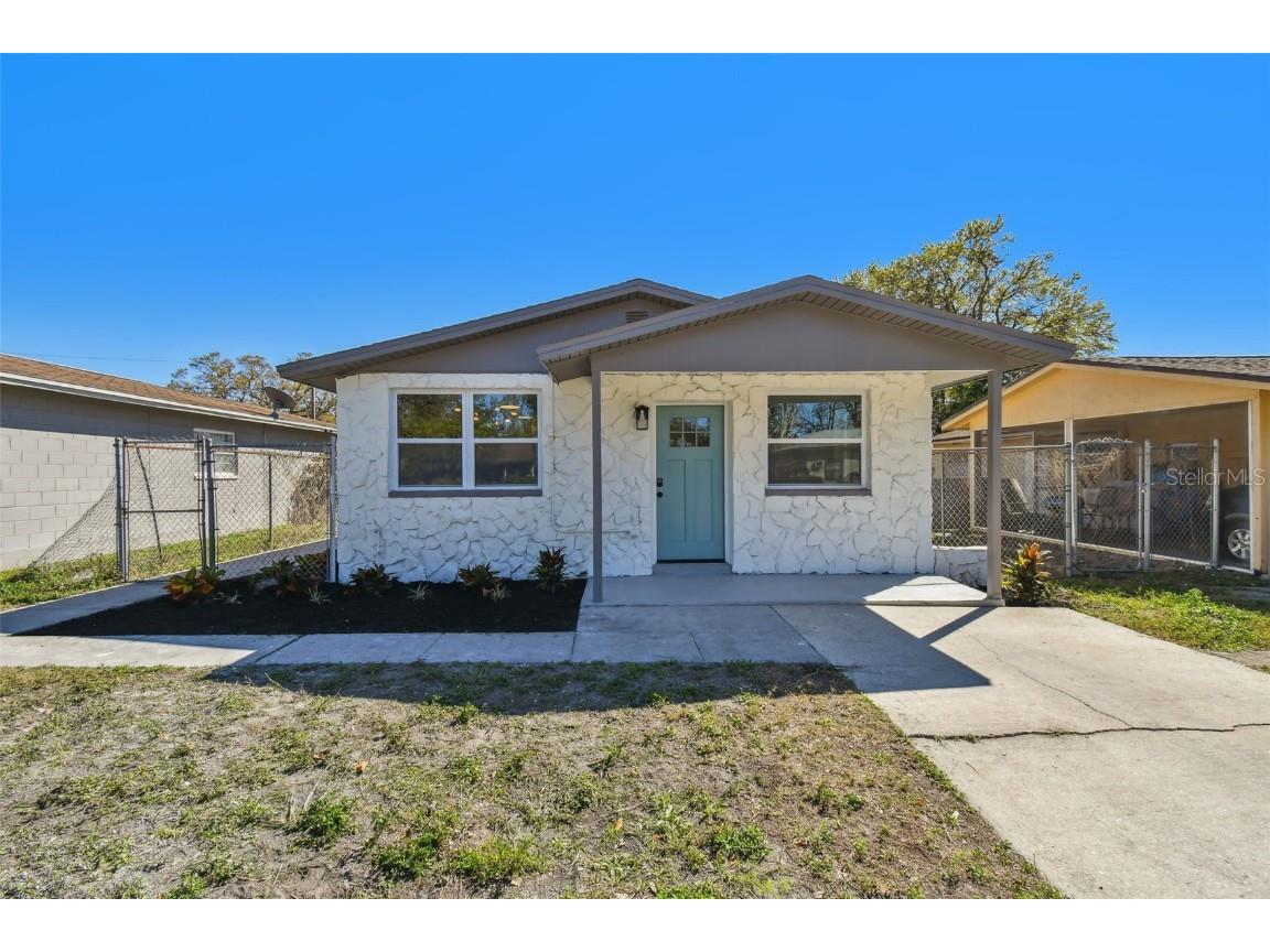 3540 Emerson Avenue S Saint Petersburg FL 33711 TB8359811 image1