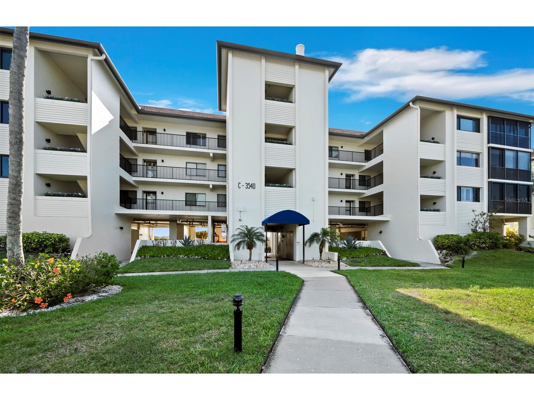 3540 Gulf Of Mexico Drive #102 Longboat Key FL 34228 - GULF OF MEXICO A4685789 image1