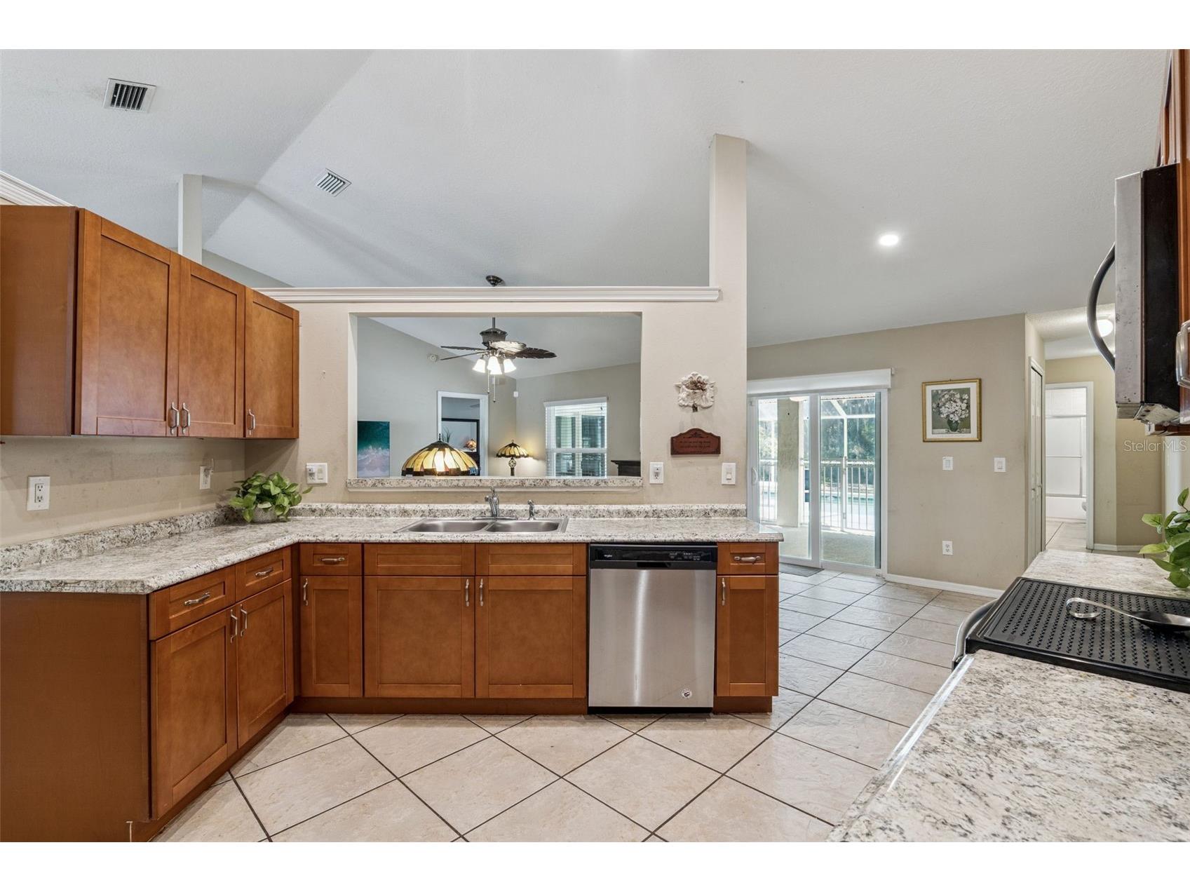 35401 Willow Circle Fruitland Park FL 34731 O6403195 image17