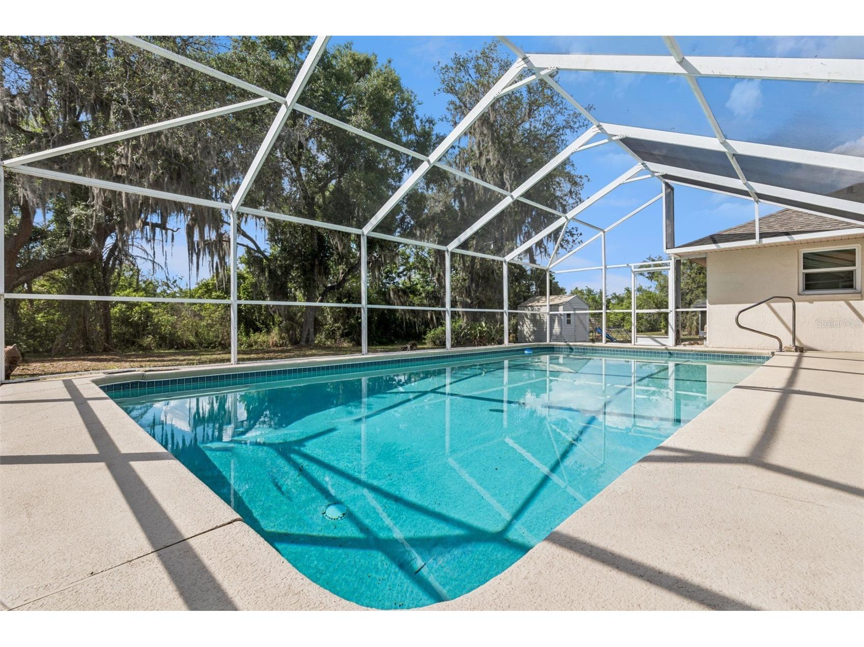 35401 Willow Circle Fruitland Park FL 34731 O6403195 image8