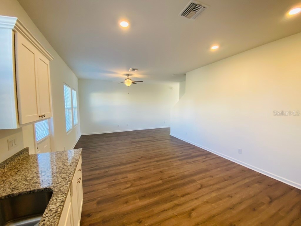 35409 White Water Lily Way Zephyrhills FL 33541 TB8468299 image25