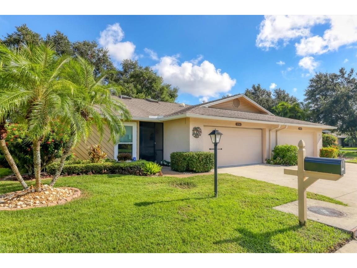 3541 Wilkinson Woods Drive #40 Sarasota FL 34231 A4672490 image2